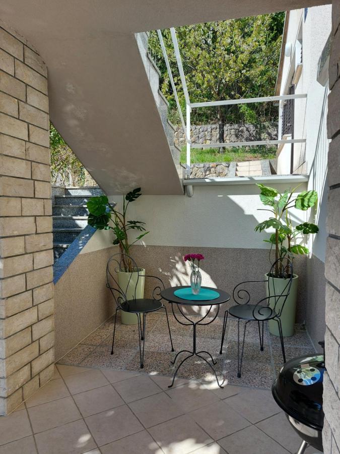 Modern And Cosy Apartment Ivana With A Beautiful Seaview Moscenicka Draga Exterior foto